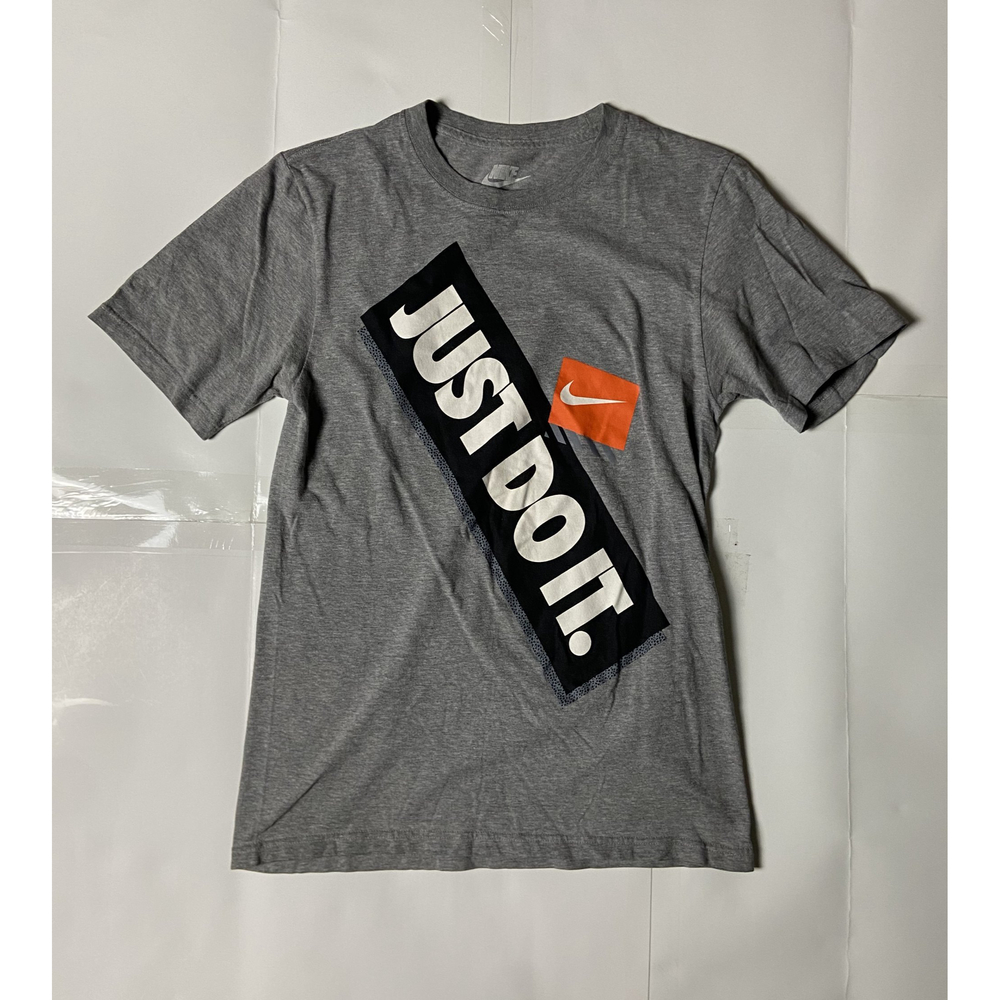 Nike Men's Just Do It Graphic Tee Small